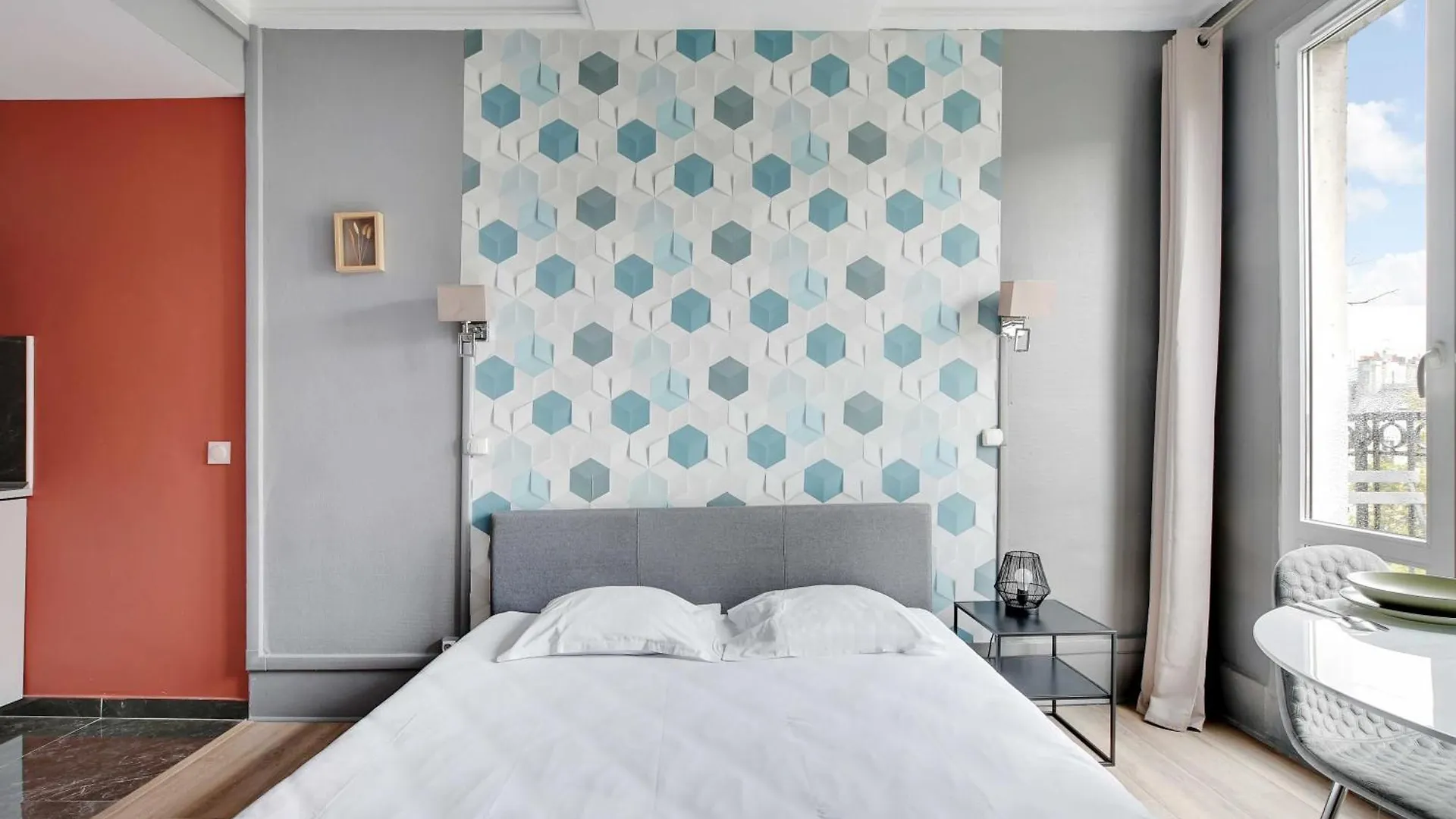 Apartment Bright With Balcony Near Gare De L'est