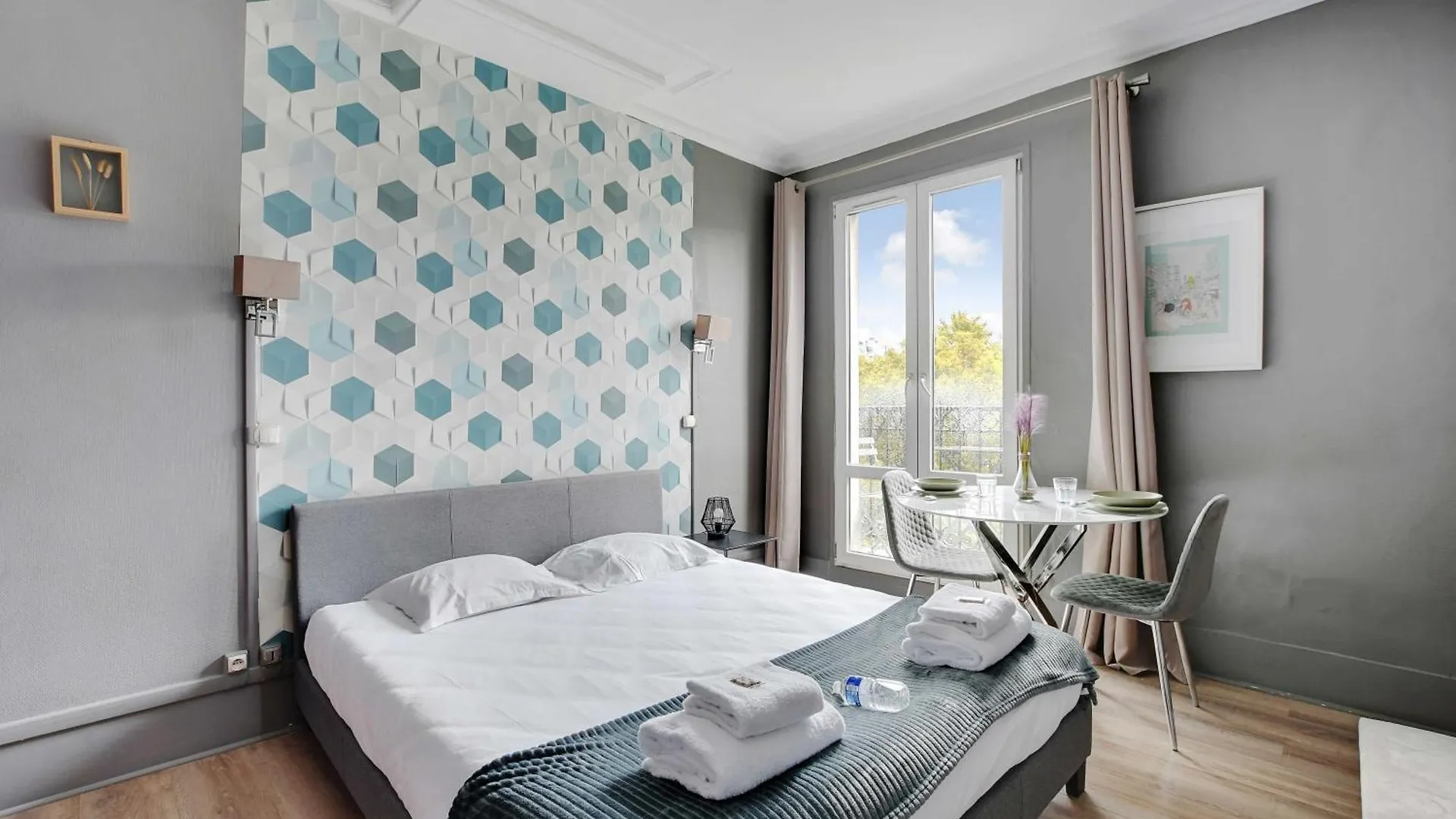 Apartment Bright With Balcony Near Gare De L'est *